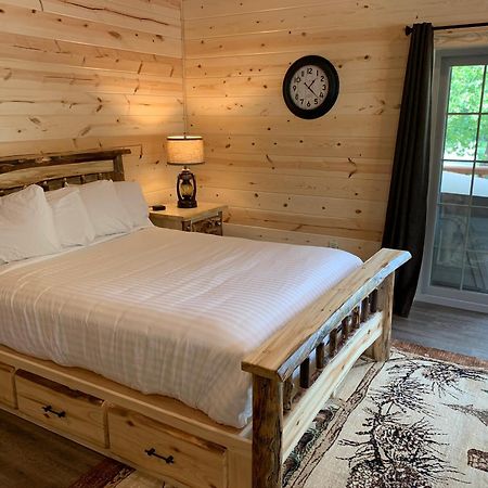 Waterview Lodge By Amish Country Lodging Millersburg Exterior foto